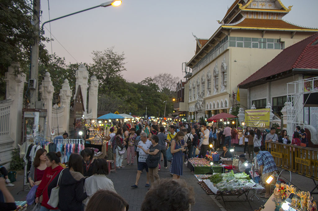 0485_cm_market
