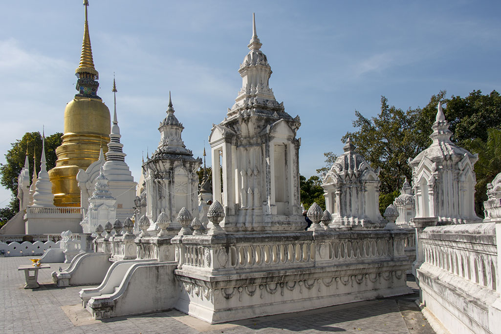 0498_cm_wat_suan_dok