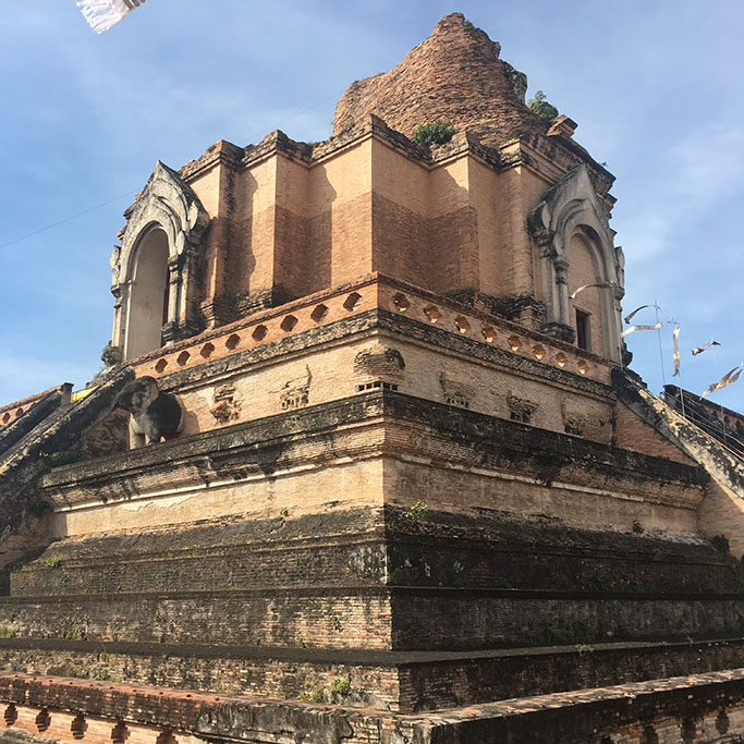 0526_cm_wat_chedi_luang